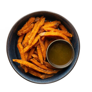 Sweet potato fries with mango-pineapple sauce